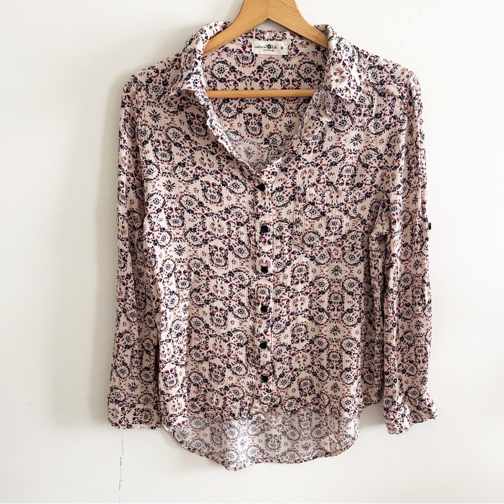 Natural life paisley floral printed pink blue long sleeve button down top size M